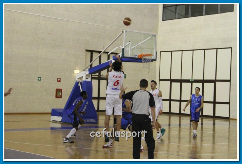 121223 Aquila 307_tn.jpg